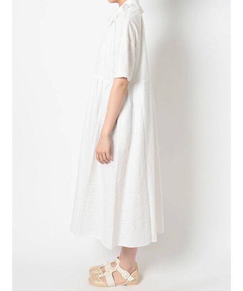 merry jenny（メリージェニー）の「ジャガードチェックフリルカラーシャツワンピース（ワンピース・レディース・オフホワイト/ブラック/グリーン・FREE）」の14枚目の写真