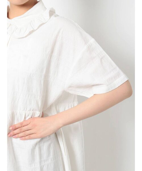 merry jenny（メリージェニー）の「ジャガードチェックフリルカラーシャツワンピース（ワンピース・レディース・オフホワイト/ブラック/グリーン・FREE）」の17枚目の写真