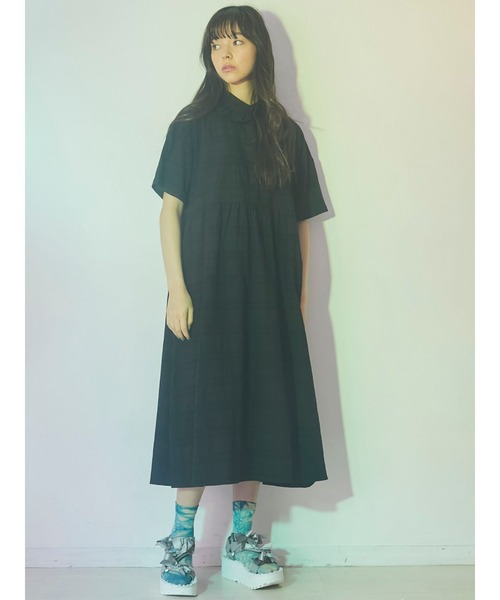 merry jenny（メリージェニー）の「ジャガードチェックフリルカラーシャツワンピース（ワンピース・レディース・オフホワイト/ブラック/グリーン・FREE）」の2枚目の写真