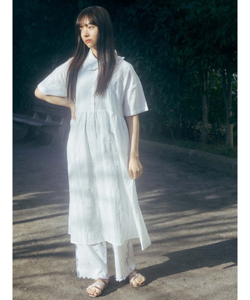 merry jenny（メリージェニー）の「ジャガードチェックフリルカラーシャツワンピース（ワンピース・レディース・オフホワイト/ブラック/グリーン・FREE）」の7枚目の写真