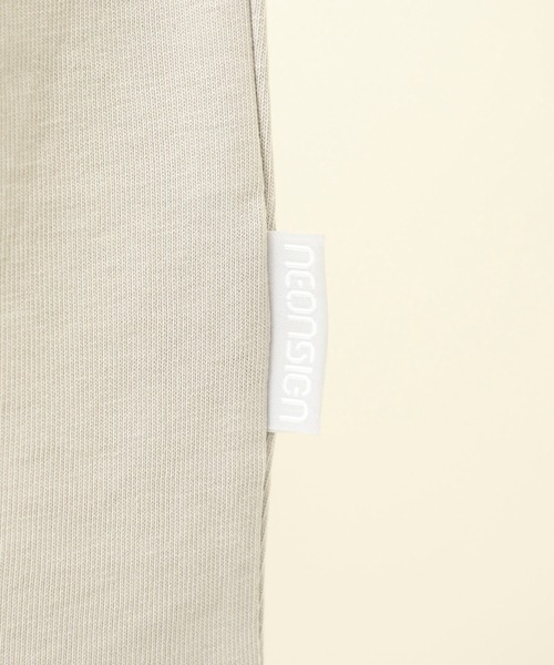 NEONSIGN（ネオンサイン）の「WIDE T-SHIRT（Tシャツ/カットソー・メンズ・ブラック/グレー/ピンクベージュ/ダークグレー・46/44/48）」の21枚目の写真