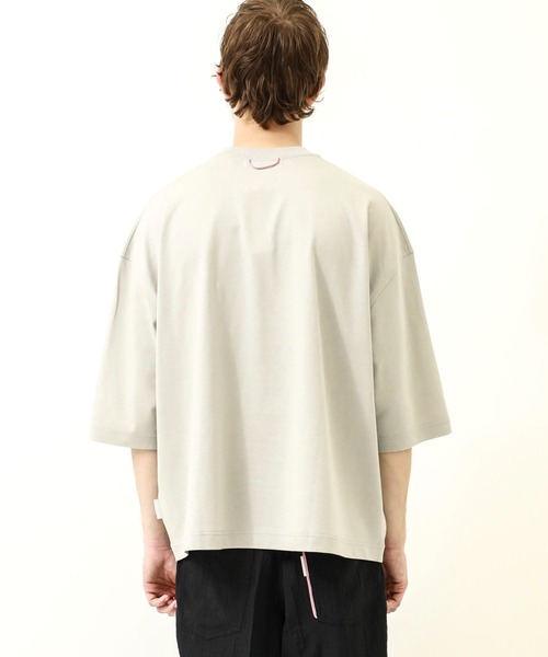 NEONSIGN（ネオンサイン）の「WIDE T-SHIRT（Tシャツ/カットソー・メンズ・ブラック/グレー/ピンクベージュ/ダークグレー・46/44/48）」の14枚目の写真