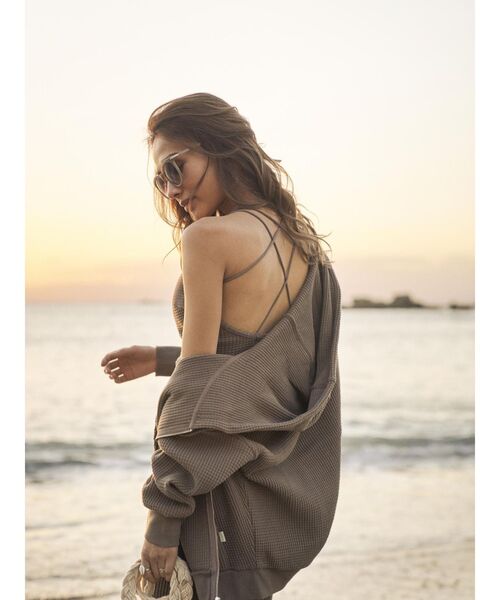 To the sea ワッフルラウンドヘムオーバーパーカー To the sea（トゥーザシー）の「ワッフルラウンドヘムパーカー2