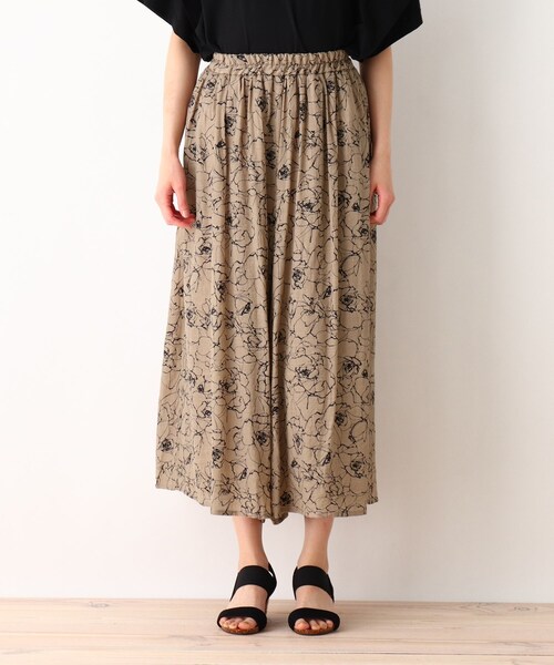 SHOO・LA・RUE（シューラルー）の「◆スラブ花柄ワイドパンツ（その他パンツ・レディース・ブラック系6/カーキ系3/キャメル/ベージュ系6・00）」の6枚目の写真