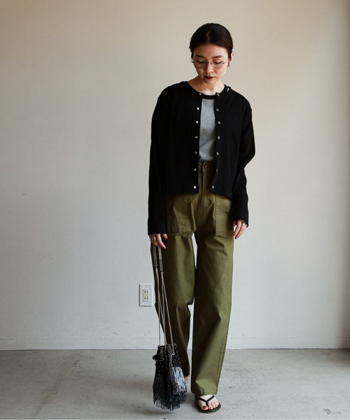 feepur（フェピュール）の「配色パイピング細ボーダーTee（Tシャツ/カットソー・レディース・ブラック/ブルー/クリーム/ブルーグレー・MEDIUM）」の12枚目の写真