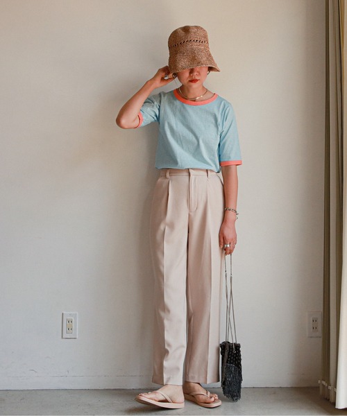 feepur（フェピュール）の「配色パイピング細ボーダーTee（Tシャツ/カットソー・レディース・ブラック/ブルー/クリーム/ブルーグレー・MEDIUM）」の21枚目の写真