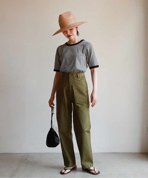 feepur（フェピュール）の「配色パイピング細ボーダーTee（Tシャツ/カットソー・レディース・ブラック/ブルー/クリーム/ブルーグレー・MEDIUM）」の8枚目の写真