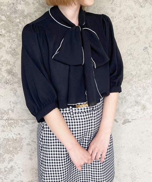 apres jour（アプレジュール）の「パイピングボウタイブラウス【ZOZOTOWN限定アイテム】（シャツ/ブラウス・レディース・オフホワイト/アイボリー/ブラック・X-LARGE/フリー）」の18枚目の写真