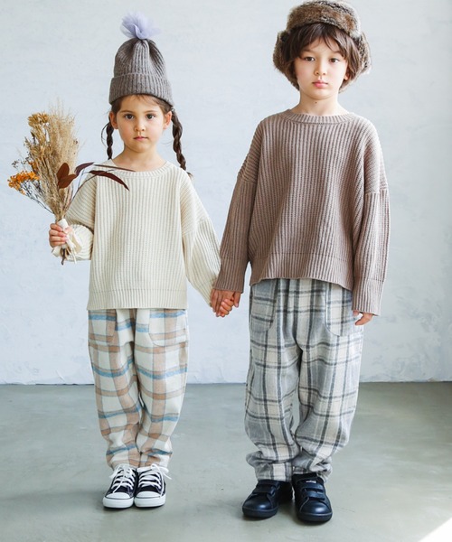 pairmanon（ペアマノン）の「【かぞくおそろい】 ユニセックスモックネック畦編み長袖ニットプルオーバー（ニット/セーター・キッズ・ブラウン/モカ/ブラック/ベージュ/ピンク/アイボリー/ミント/ブルー系その他3・140/100/130/110/150/120/90）」の14枚目の写真