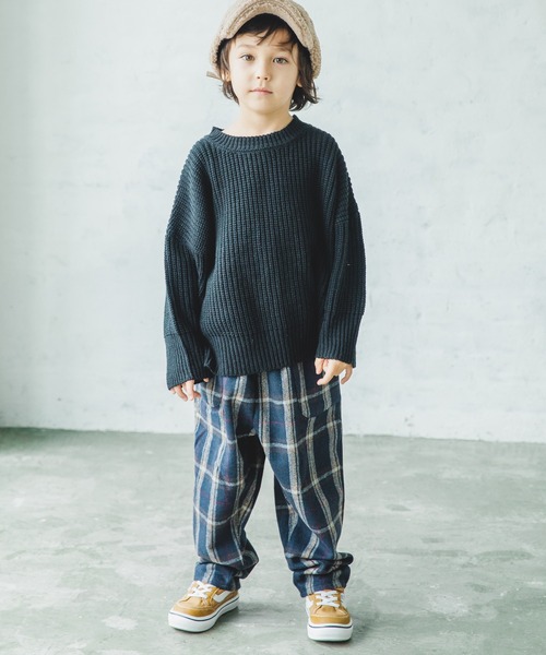 pairmanon（ペアマノン）の「【かぞくおそろい】 ユニセックスモックネック畦編み長袖ニットプルオーバー（ニット/セーター・キッズ・ブラウン/モカ/ブラック/ベージュ/ピンク/アイボリー/ミント/ブルー系その他3・140/100/130/110/150/120/90）」の16枚目の写真