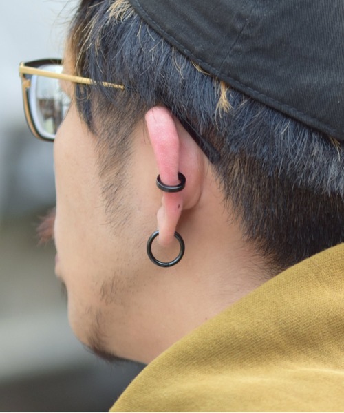 LION HEART（ライオンハート）の「【LION HEART】LH-1 デュオイヤーカフ/サージカルステンレス　メンズギフト/誕生日/クリスマス/プレゼント/ペアアクセ（イヤーカフ・メンズ・シルバー系その他/ブラック/シルバー/ブラック系その他/シルバー系その他3/ブラック系その他3・FREE）」の2枚目の写真