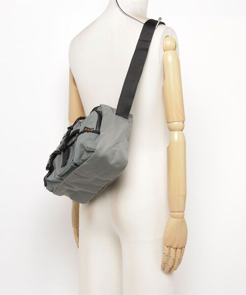 G-STAR（ジースター）の「CAMERA BAG/ショルダーバッグ（ショルダーバッグ・メンズ・グレー・ONE SIZE）」の11枚目の写真