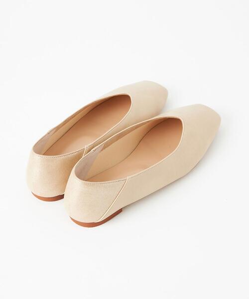 closet story（クローゼットストーリー）の「＜closet story（クローゼットストーリー）＞バックメタリック スクエアトゥ フラットシューズ 21FW（その他シューズ・レディース・ブラック/ベージュ・23cm/23.5cm/24cm/24.5cm）」の4枚目の写真