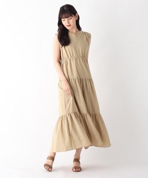 DRESKIP(ドレスキップ)の「◆ティア-ドマキシワンピース(ワンピース・レディース・グレー系その他/サンドベージュ/ブルー・02/03)」の1枚目の写真