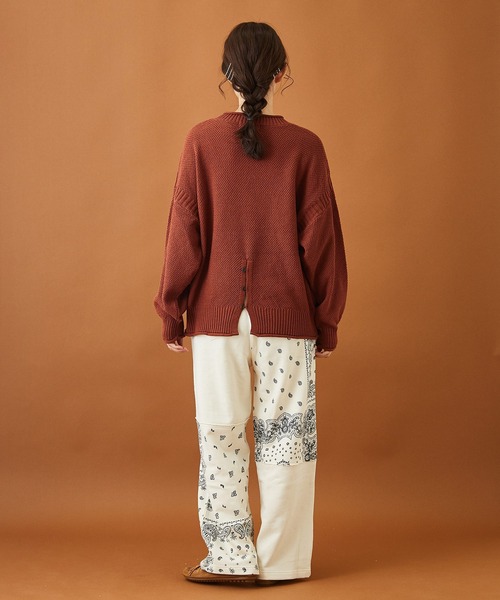 CUBE SUGAR（キューブシュガー）の「裏毛 スウェット バンダナ柄 切替 パンツ（スウェットパンツ・レディース・ホワイト/ネイビー/グレー・M）」の6枚目の写真