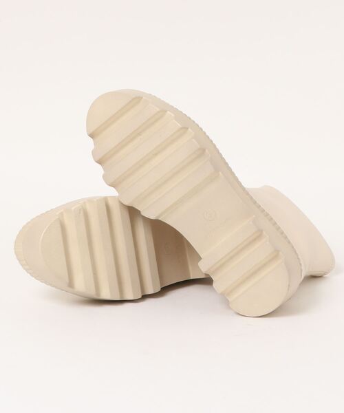 Fabby fabby（ファビィーファビィー）の「シンプルタンクソールコンバットショートブーツ（ブーツ・レディース・ブラック/オフホワイト・SMALL/LARGE/MEDIUM）」の3枚目の写真