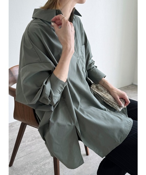 reca（レカ）の「ドルマンビッグシャツブラウス（シャツ/ブラウス・レディース・ブラック/ベージュ/ブルー系その他/ホワイト/チャコールグレー・M）」の5枚目の写真