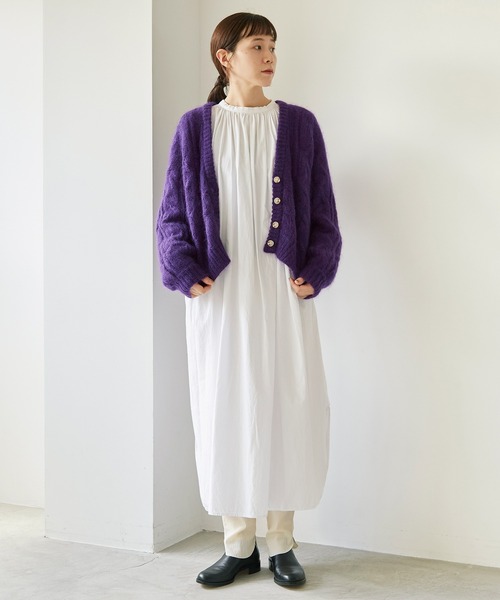 cardo fabrica(カルドファブリカ)の「モヘヤケーブルハンドニット Vネックカーディガン(カーディガン/ボレロ・レディース・パープル/グレー・FREE)」の3枚目の写真