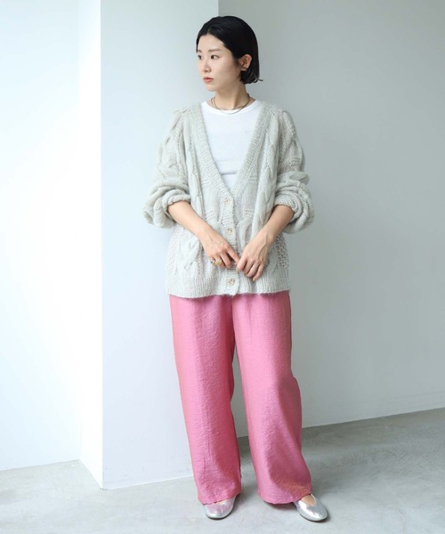 cardo fabrica(カルドファブリカ)の「モヘヤケーブルハンドニット Vネックカーディガン(カーディガン/ボレロ・レディース・パープル/グレー・FREE)」の18枚目の写真