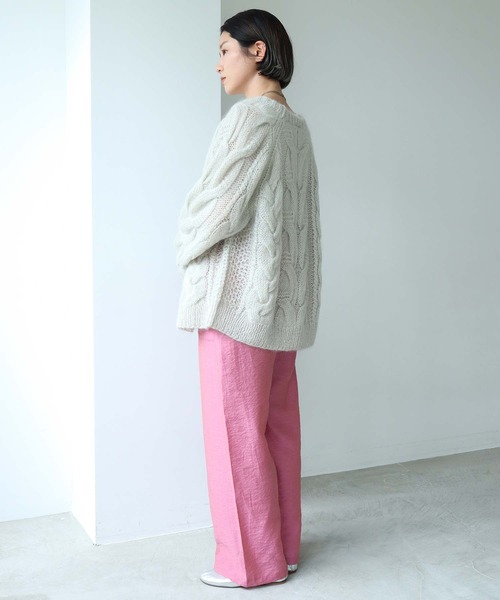 cardo fabrica(カルドファブリカ)の「モヘヤケーブルハンドニット Vネックカーディガン(カーディガン/ボレロ・レディース・パープル/グレー・FREE)」の4枚目の写真