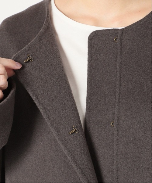 La TOTALITE(ラトータリテ)の「ウールナイロンリバーバックフレアコート◆(ノーカラーコート・レディース・グレー/ピンク/ナチュラル・34/36/38)」の22枚目の写真