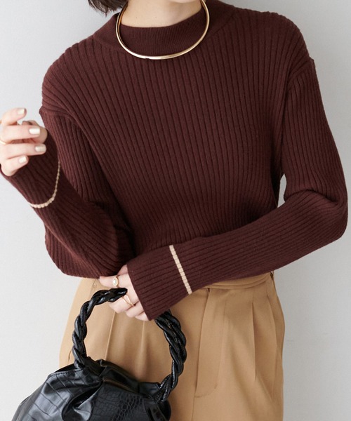 DISCOAT（ディスコート）の「モチモチリブパイピングハイネックプルオーバー（ニット/セーター・レディース・アイボリー/ブラック/ブラウン・MEDIUM/LARGE）」の3枚目の写真