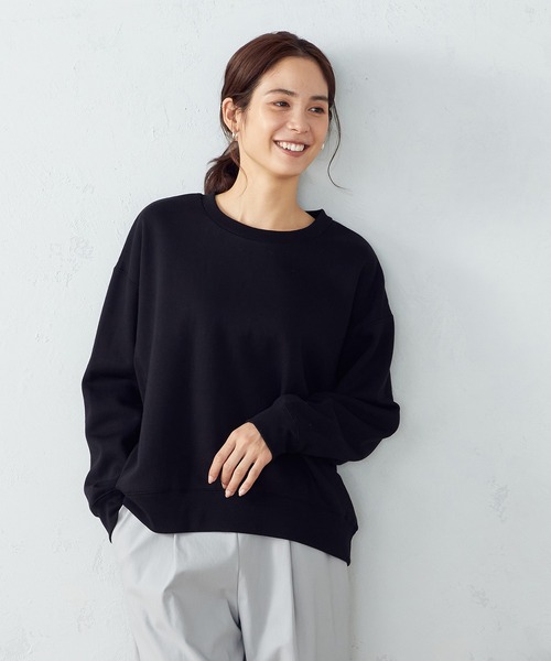COMME CA ISM(コムサイズム)の「【WEB/一部店舗限定カラー:ベージュ】裏起毛 トレーナー(スウェット・レディース・ブラック/ベージュ/カーキ・MEDIUM/LARGE)」の2枚目の写真