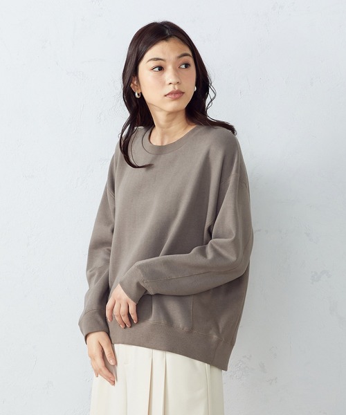 COMME CA ISM(コムサイズム)の「【WEB/一部店舗限定カラー:ベージュ】裏起毛 トレーナー(スウェット・レディース・ブラック/ベージュ/カーキ・MEDIUM/LARGE)」の6枚目の写真