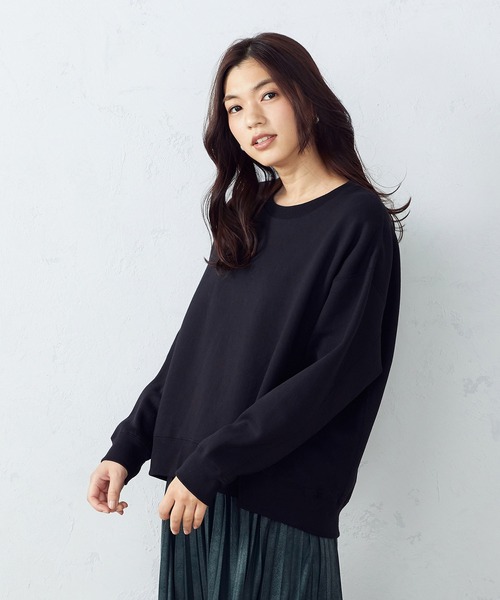 COMME CA ISM(コムサイズム)の「【WEB/一部店舗限定カラー:ベージュ】裏起毛 トレーナー(スウェット・レディース・ブラック/ベージュ/カーキ・MEDIUM/LARGE)」の21枚目の写真