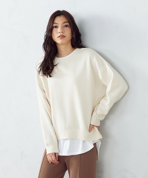 COMME CA ISM(コムサイズム)の「【WEB/一部店舗限定カラー:ベージュ】裏起毛 トレーナー(スウェット・レディース・ブラック/ベージュ/カーキ・MEDIUM/LARGE)」の15枚目の写真