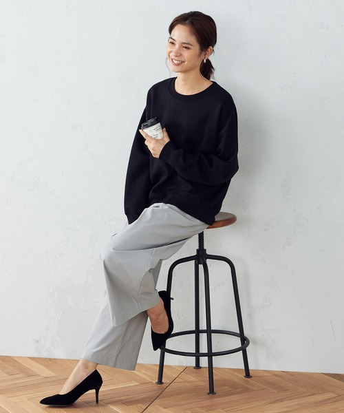 COMME CA ISM(コムサイズム)の「【WEB/一部店舗限定カラー:ベージュ】裏起毛 トレーナー(スウェット・レディース・ブラック/ベージュ/カーキ・MEDIUM/LARGE)」の22枚目の写真