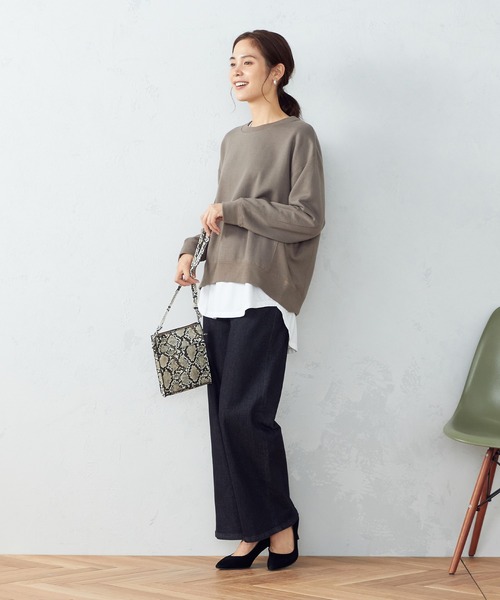 COMME CA ISM(コムサイズム)の「【WEB/一部店舗限定カラー:ベージュ】裏起毛 トレーナー(スウェット・レディース・ブラック/ベージュ/カーキ・MEDIUM/LARGE)」の20枚目の写真