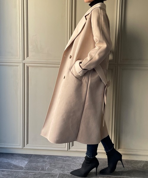 JUNOAH（ジュノア）の「スエード調ダブルチェスターコート（チェスターコート・レディース・ブラック/ブラウン/ライトベージュ/ダークベージュ・MEDIUM/LARGE/X-LARGE）」の3枚目の写真