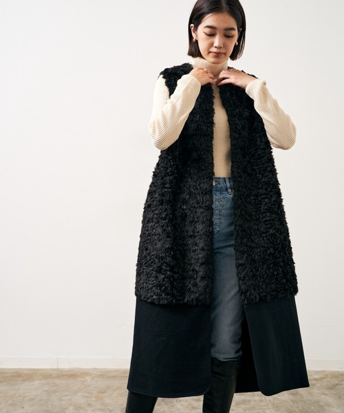 HERENCIA(ヘレンチア)の「プードルファー エコファー 裾切替 ロングベスト ロングジレ(その他アウター・レディース・ライトベージュ/ブラック・MEDIUM)」の2枚目の写真