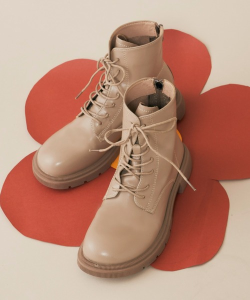 MERLOT（メルロー）の「そらまめショートブーツ（ブーツ・レディース・ブラック/ベージュ・SMALL/MEDIUM/LARGE）」の5枚目の写真