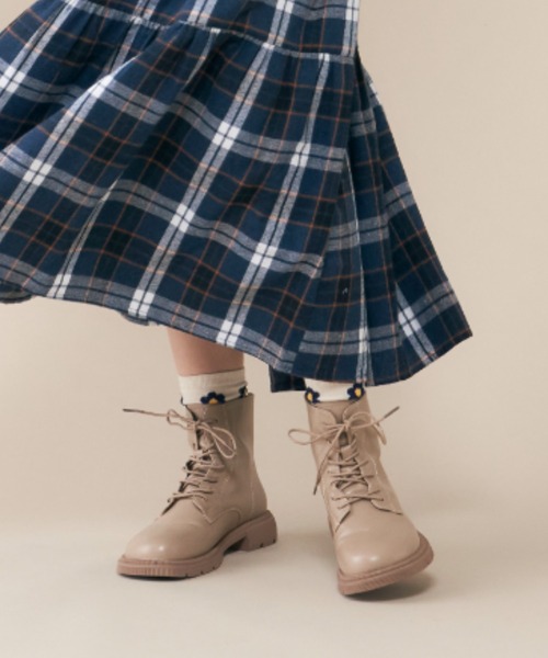 MERLOT（メルロー）の「そらまめショートブーツ（ブーツ・レディース・ブラック/ベージュ・SMALL/MEDIUM/LARGE）」の10枚目の写真