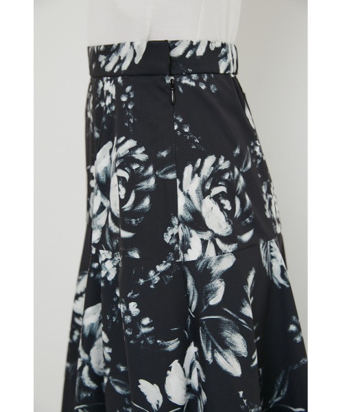 rienda(リエンダ)の「サーキュラーティアードフレアスカート(スカート・レディース・ブラック/ベージュ/ブルー・SMALL/MEDIUM)」の15枚目の写真