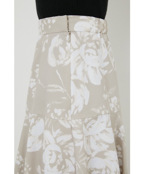 rienda(リエンダ)の「サーキュラーティアードフレアスカート(スカート・レディース・ブラック/ベージュ/ブルー・SMALL/MEDIUM)」の18枚目の写真