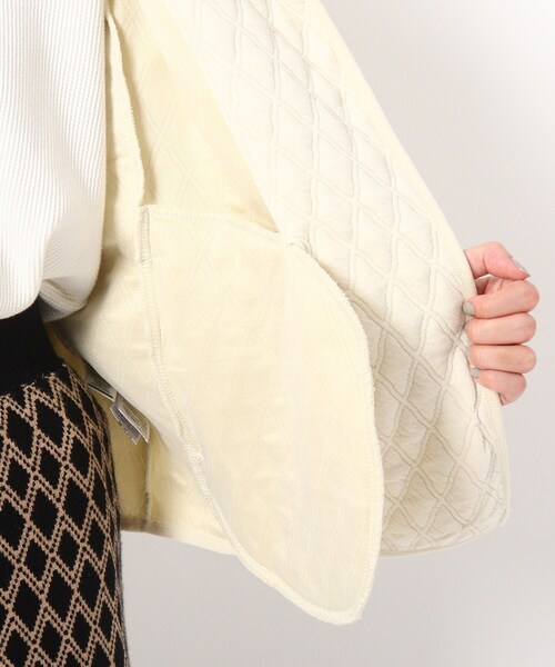 BASECONTROL（ベースコントロール）の「◆【WEB限定】ふくれジャガードブルゾン（ブルゾン・レディース・ブラック/キャメル/ライトベージュ・99）」の11枚目の写真