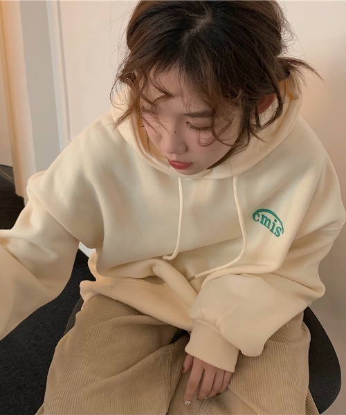 MANGROVE（マングローブ）の「cmisロゴ刺繍パーカー（パーカー・レディース・ネイビー/アイボリー/ライトパープル・FREE）」の6枚目の写真