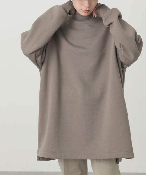 AMERICAN HOLIC（アメリカンホリック）の「ハイネックリブサイドスリット裏毛チュニック（Tシャツ/カットソー・レディース・チャコールグレー/モカ/アイボリー/グリーン・L/M）」の3枚目の写真