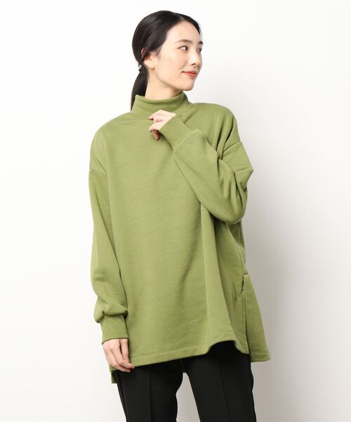 AMERICAN HOLIC（アメリカンホリック）の「ハイネックリブサイドスリット裏毛チュニック（Tシャツ/カットソー・レディース・チャコールグレー/モカ/アイボリー/グリーン・L/M）」の5枚目の写真