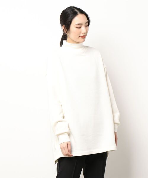 AMERICAN HOLIC（アメリカンホリック）の「ハイネックリブサイドスリット裏毛チュニック（Tシャツ/カットソー・レディース・チャコールグレー/モカ/アイボリー/グリーン・L/M）」の6枚目の写真