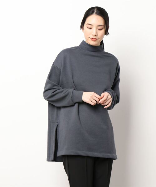 AMERICAN HOLIC（アメリカンホリック）の「ハイネックリブサイドスリット裏毛チュニック（Tシャツ/カットソー・レディース・チャコールグレー/モカ/アイボリー/グリーン・L/M）」の8枚目の写真