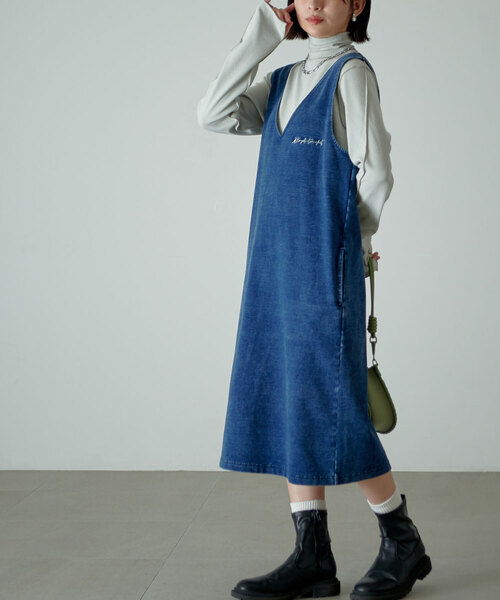 KANGOL EXTRA COMFORT（カンゴールエクストラコンフォート）の「【KANGOL EXTRA COMFORT(カンゴール エクストラコンフォート)】ロゴ刺繍入り Vネックカット デニムジャンスカ（ジャンパースカート・レディース・サックスブルー/インディゴブルー・LL/M/L）」の14枚目の写真