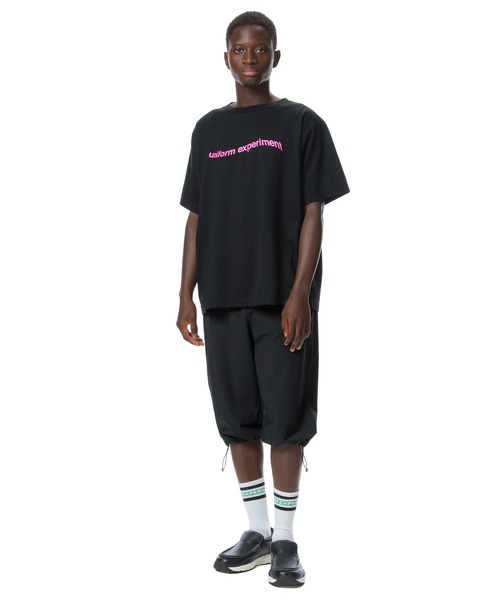 uniform experiment(ユニフォームエクスペリメント)の「S/S AUTHENTIC WARP LOGO WIDE TEE(Tシャツ/カットソー・メンズ・ホワイト/ブラック/グリーン・1/2/3/4)」の20枚目の写真