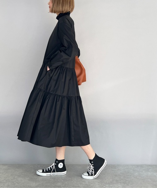 PICCIN（ピッチン）の「シャーリング襟ティアードワンピース（ワンピース・レディース・ブラック/オフホワイト/ライム・M）」の5枚目の写真