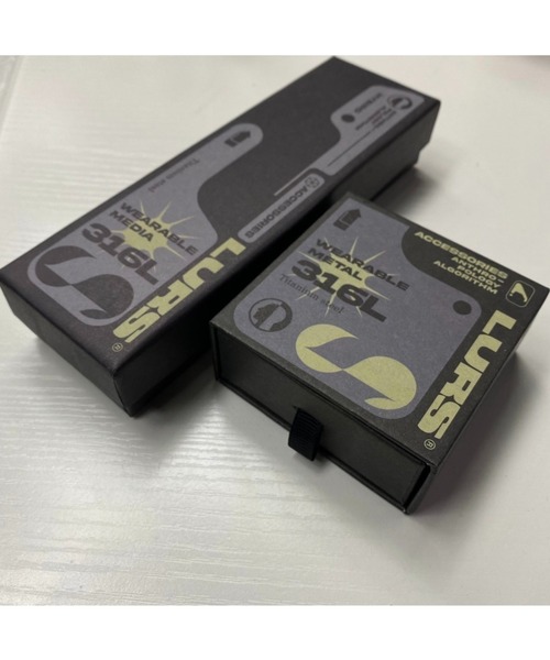 Never mind the XU / Chikashitsu+（ネバーマインド ザ エックスユー / チカシツプラス）の「【LURS/ラース】Emoji Reversible Necklace ニコちゃん リバーシブル シンプル ネックレス スマイリーネックレス レインボーネックレス（ネックレス・メンズ・レインボー/シルバー・60cm）」の16枚目の写真