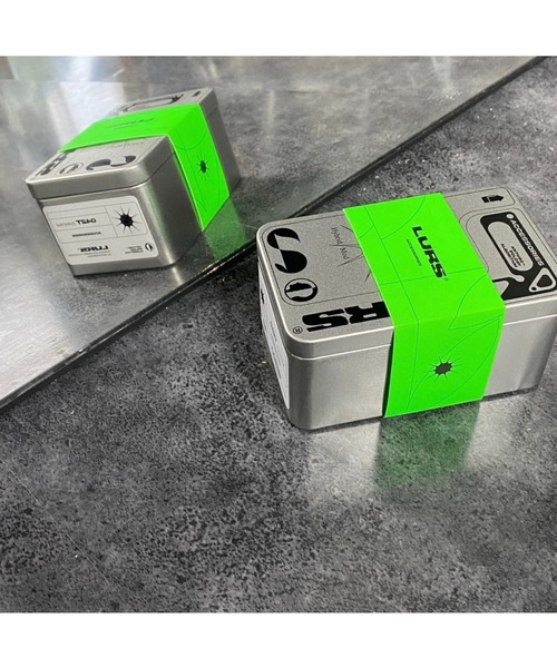 Never mind the XU / Chikashitsu+（ネバーマインド ザ エックスユー / チカシツプラス）の「【LURS/ラース】Emoji Reversible Necklace ニコちゃん リバーシブル シンプル ネックレス スマイリーネックレス レインボーネックレス（ネックレス・メンズ・レインボー/シルバー・60cm）」の14枚目の写真