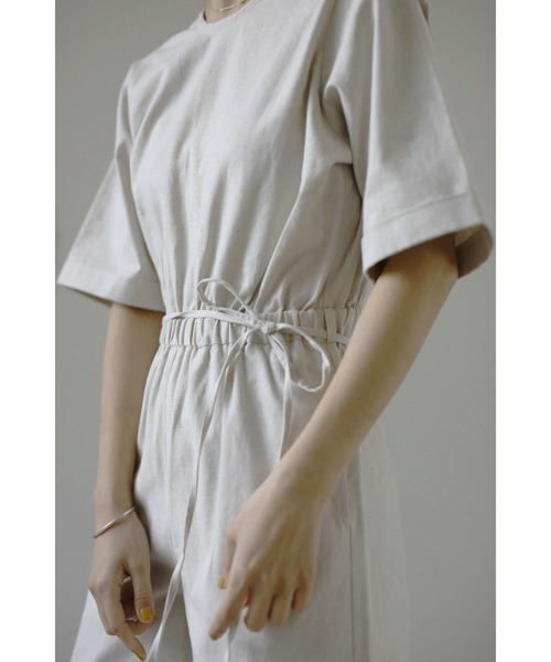 LA PEAU DE GEM（ラポドゥジェム）の「【la peau de gem.】バックカシュクールオールインワン（つなぎ/オールインワン・レディース・グリーン/アイボリー・S/M）」の18枚目の写真